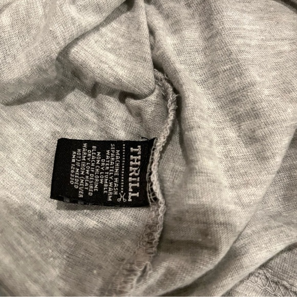 Trendy Gray and Blue Crop Top with 'Good Vibes' Print - Picture 7 of 8